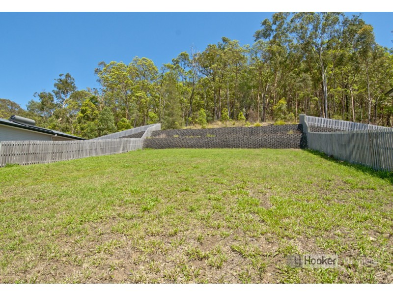 33 Summit Parade, Bahrs Scrub QLD 4207