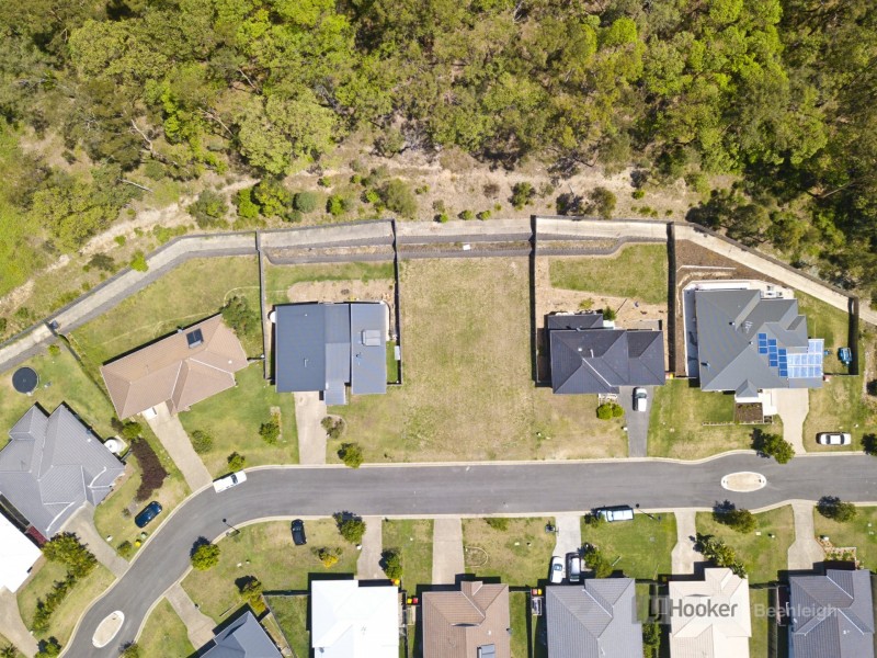 33 Summit Parade, Bahrs Scrub QLD 4207