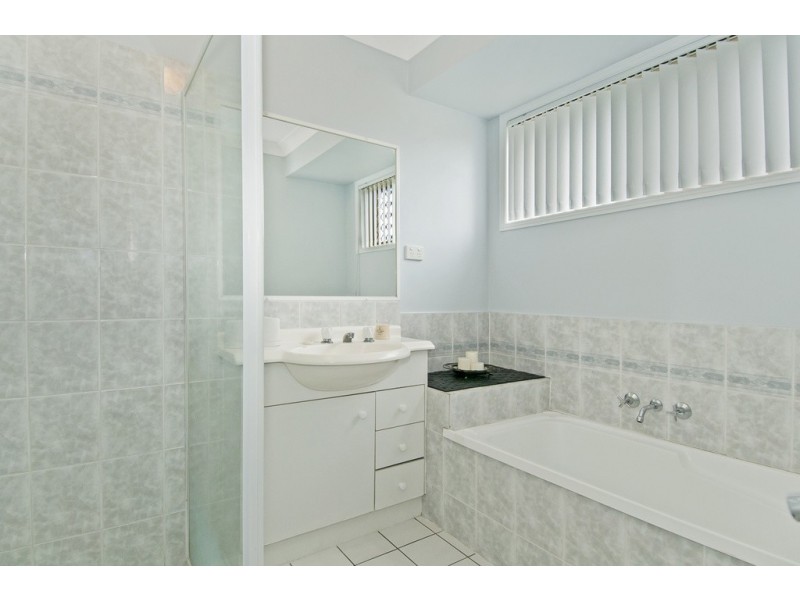 53 Allenby Crescent, Windaroo QLD 4207