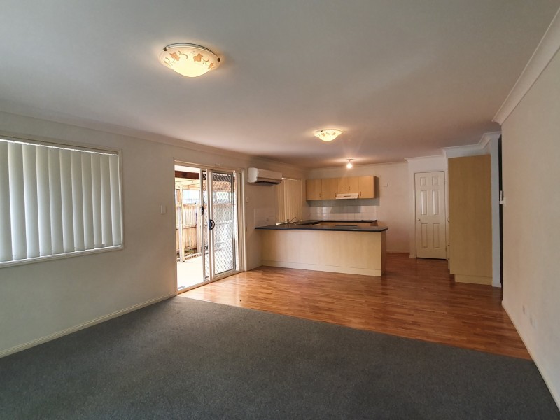 45 Chatfield St, Edens Landing QLD 4207