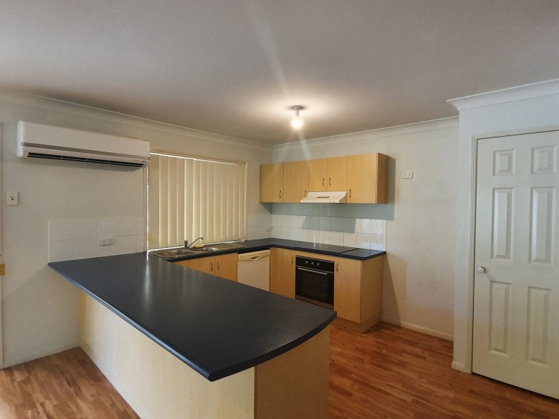 45 Chatfield St, Edens Landing QLD 4207