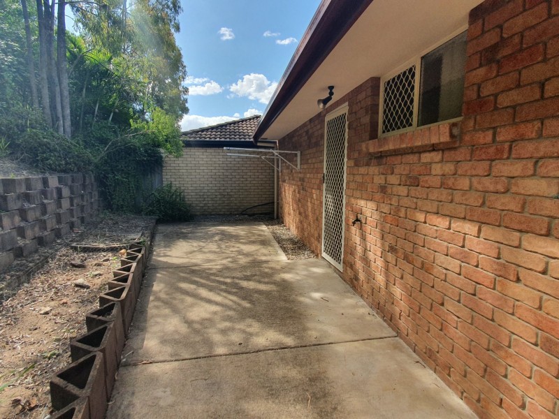 45 Chatfield St, Edens Landing QLD 4207