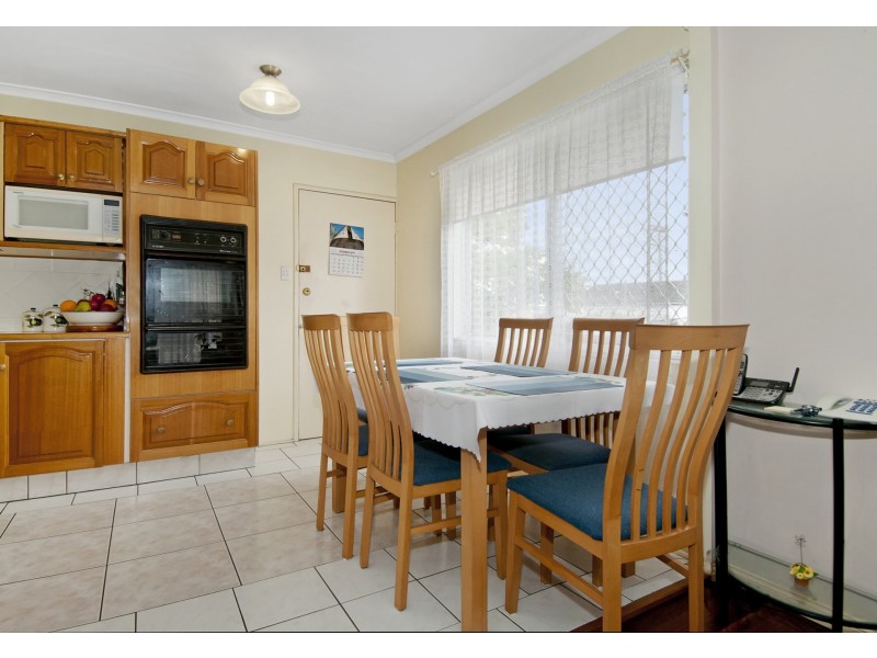 98 Albert Street, Woodridge QLD 4114