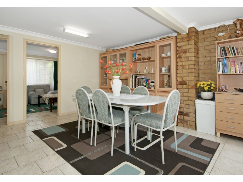 98 Albert Street, Woodridge QLD 4114