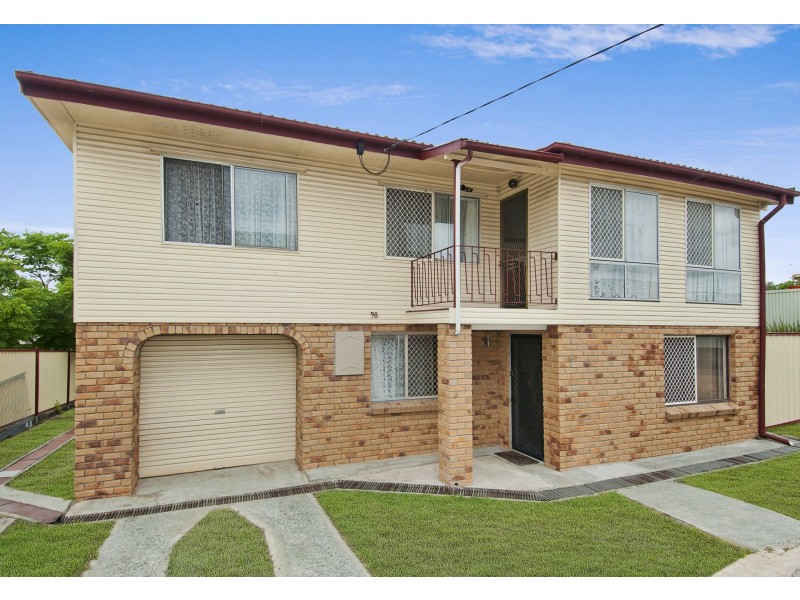 98 Albert Street, Woodridge QLD 4114