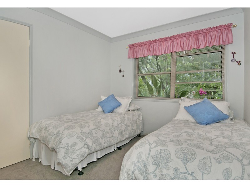 32 Castile Crescent, Edens Landing QLD 4207