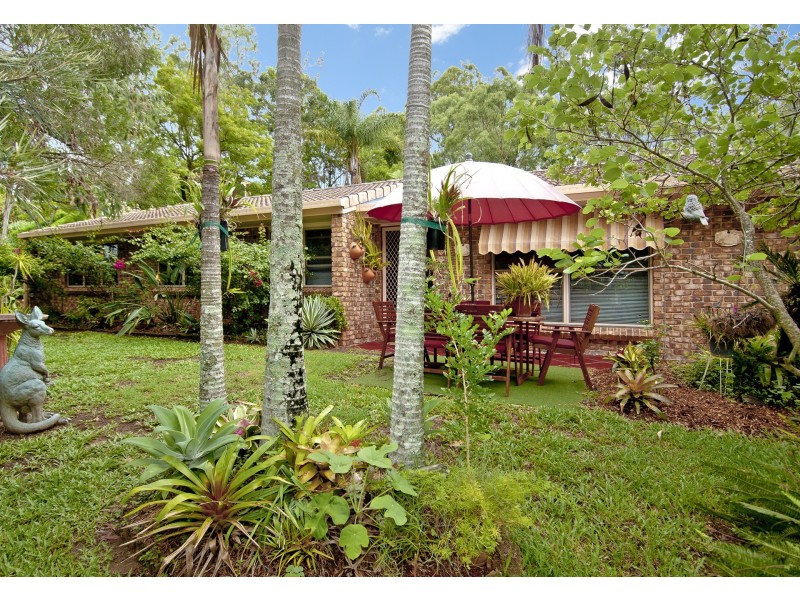 32 Castile Crescent, Edens Landing QLD 4207