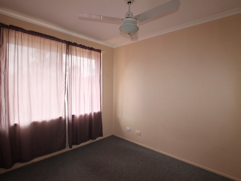 69 Jessie Crescent, Edens Landing QLD 4207