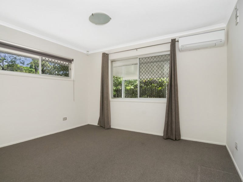 25 Saverin Road, Eagleby QLD 4207