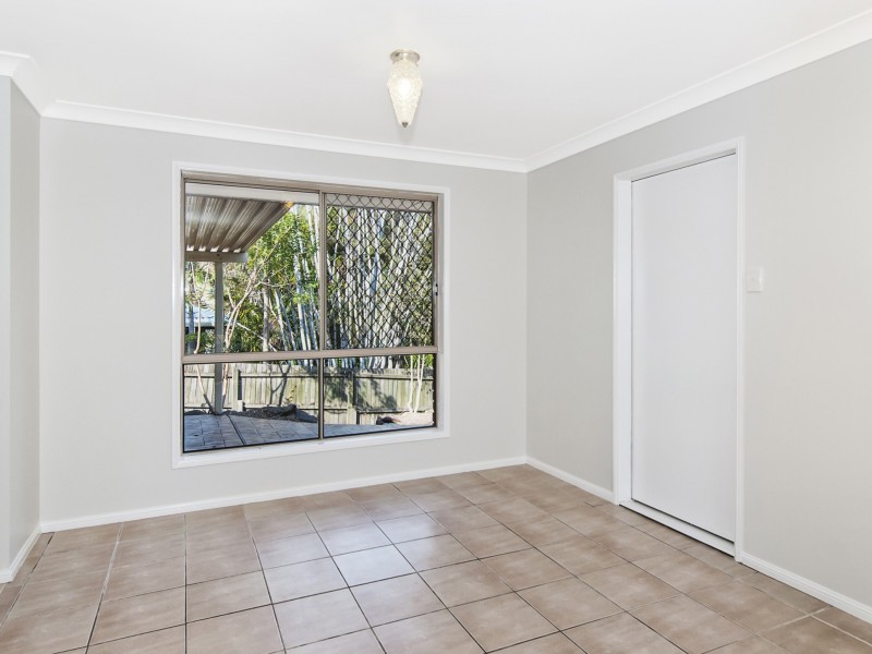 12 Leighton Drive, Edens Landing QLD 4207