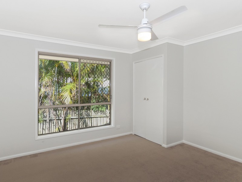 12 Leighton Drive, Edens Landing QLD 4207