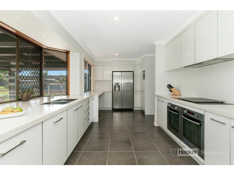 54 Harding Boulevard, Mount Warren Park QLD 4207