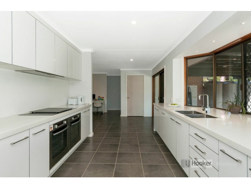 54 Harding Boulevard, Mount Warren Park QLD 4207