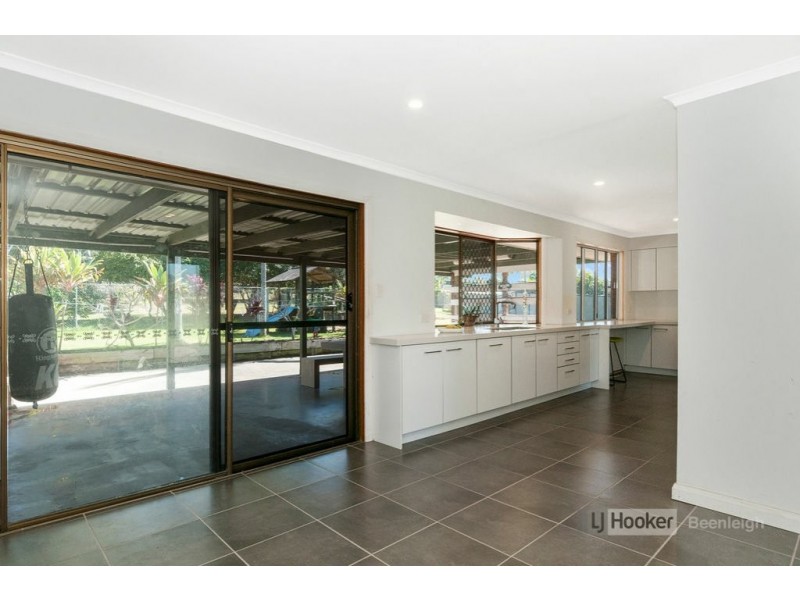 54 Harding Boulevard, Mount Warren Park QLD 4207