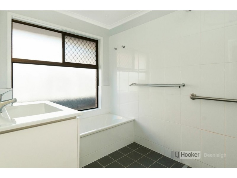 54 Harding Boulevard, Mount Warren Park QLD 4207