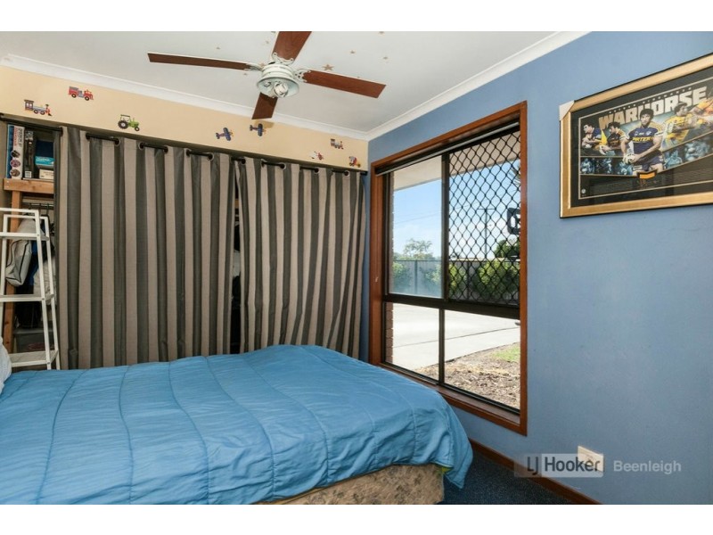 54 Harding Boulevard, Mount Warren Park QLD 4207