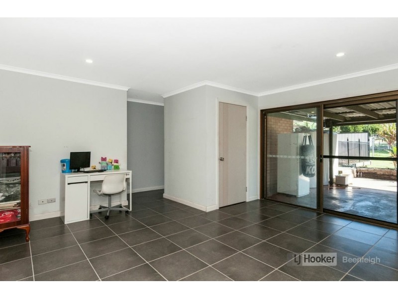 54 Harding Boulevard, Mount Warren Park QLD 4207