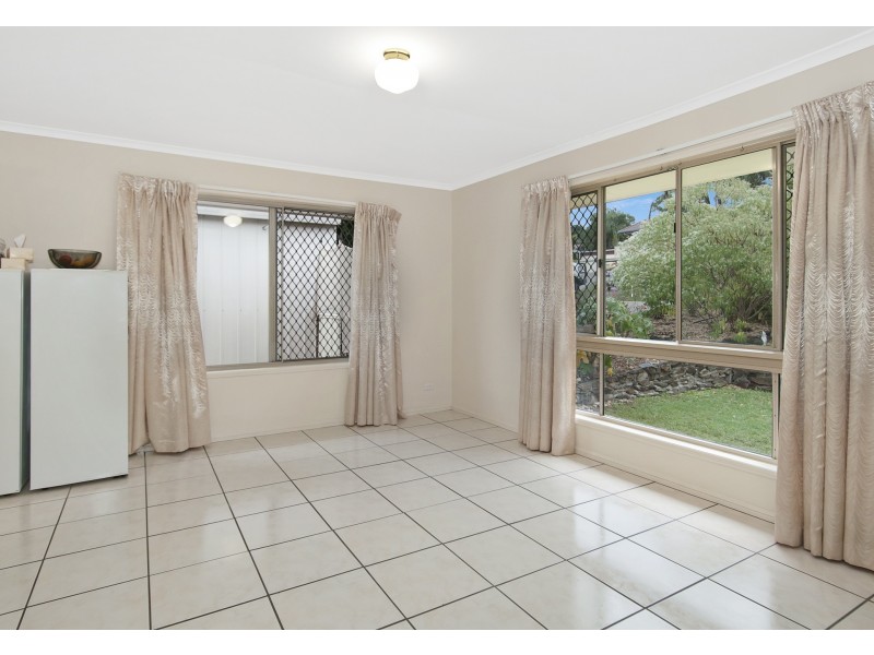 10 Clayton Drive, Edens Landing QLD 4207