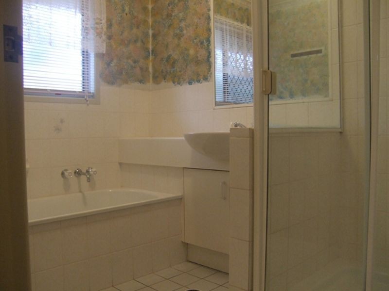 13 Lindner Cls, Eagleby QLD 4207