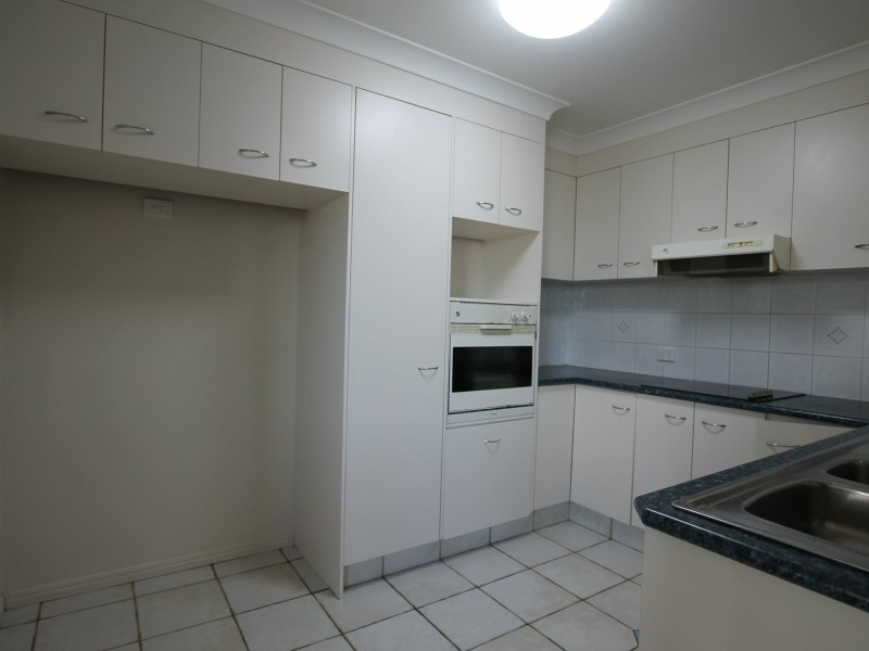 58 Overland Dr, Edens Landing QLD 4207