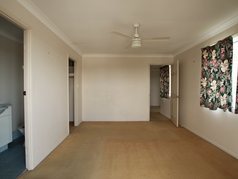 58 Overland Dr, Edens Landing QLD 4207