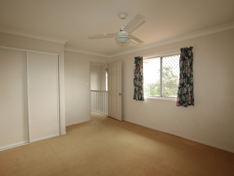 58 Overland Dr, Edens Landing QLD 4207