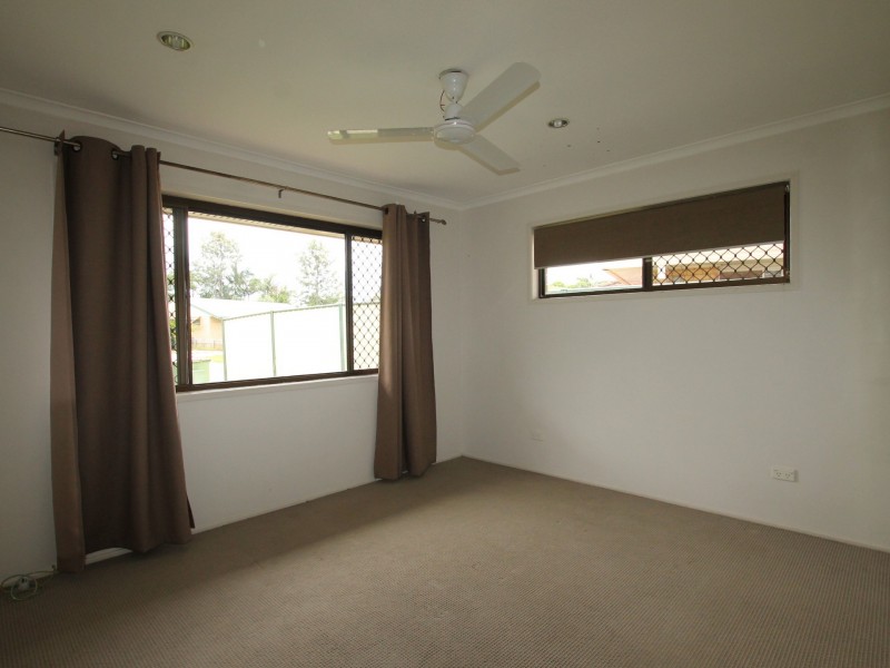 42 Glendevon Cr, Mount Warren Park QLD 4207
