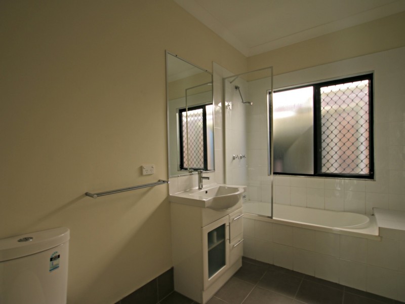 1/46 Woodlands Blvd, Waterford QLD 4133