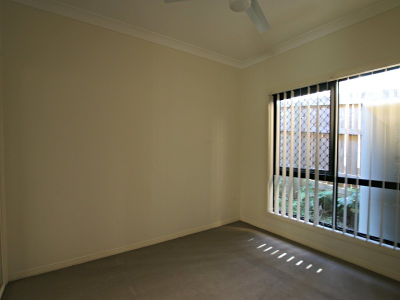 1/46 Woodlands Blvd, Waterford QLD 4133