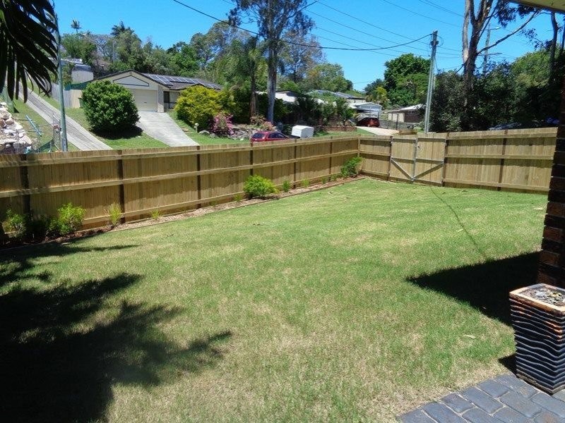 12A Avonmore St, Edens Landing QLD 4207