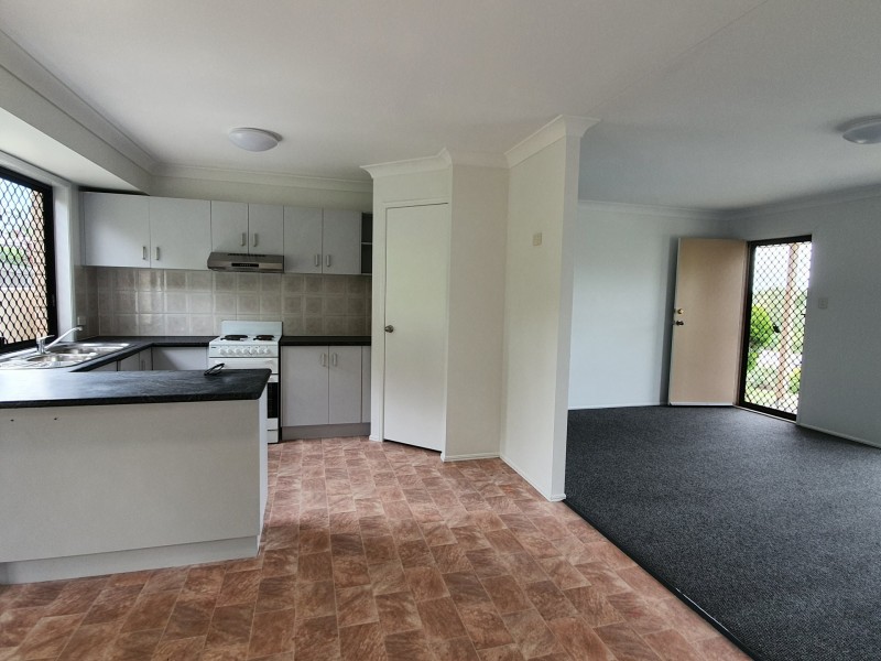 27 Kummara  Road, Edens Landing QLD 4207