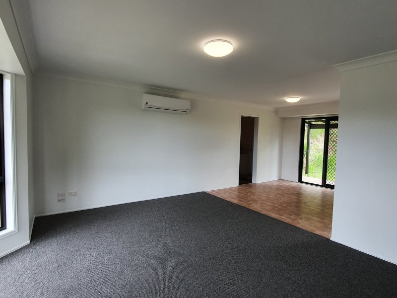 27 Kummara  Road, Edens Landing QLD 4207