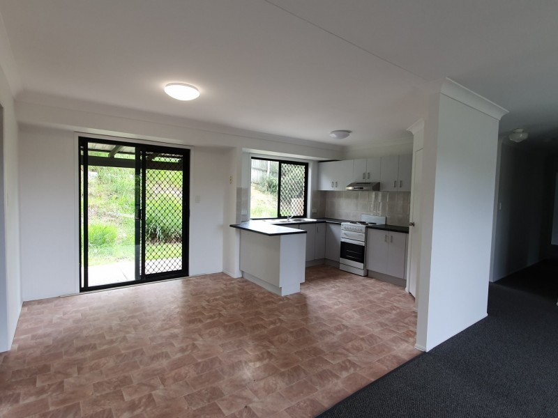 27 Kummara  Road, Edens Landing QLD 4207