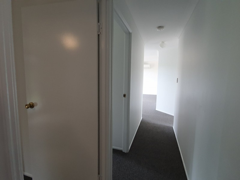 27 Kummara  Road, Edens Landing QLD 4207