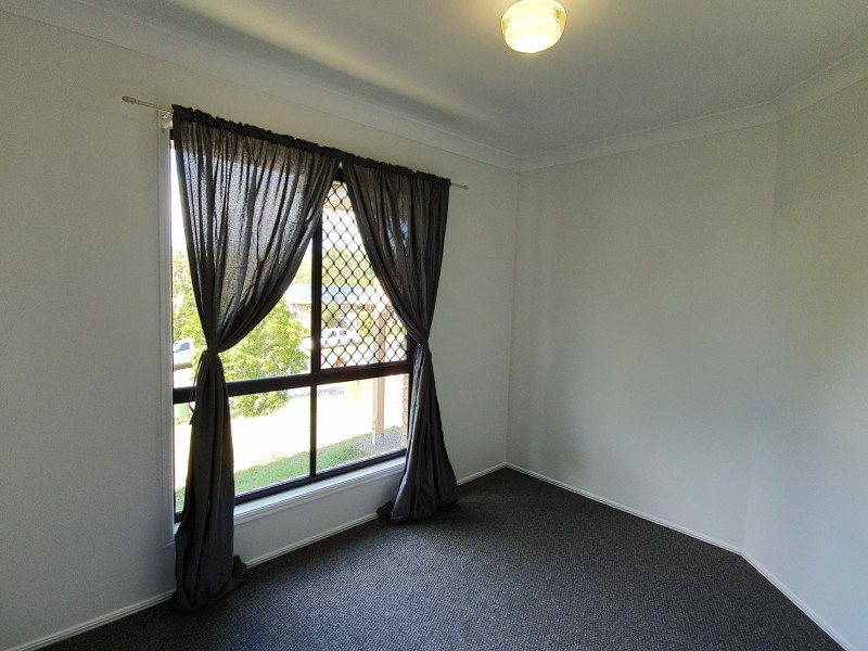 27 Kummara  Road, Edens Landing QLD 4207