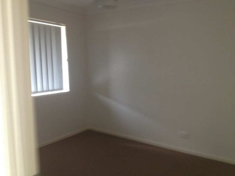 24 Skyline Circuit, Bahrs Scrub QLD 4207
