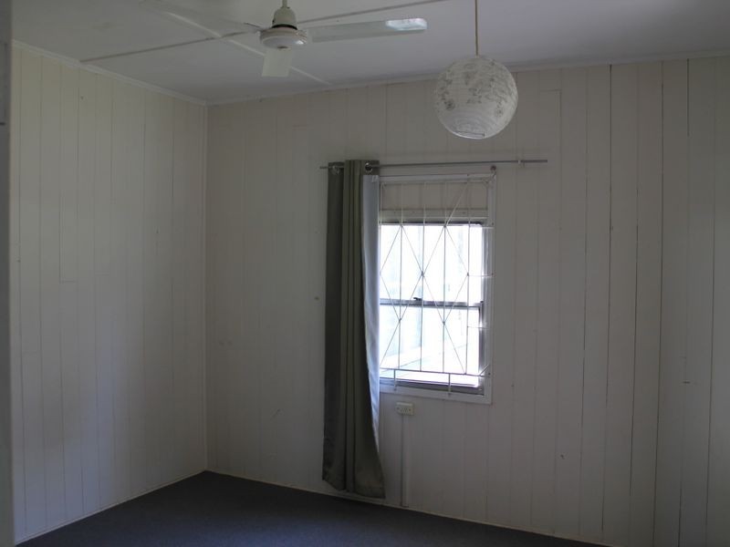 1 Cameron St, Beenleigh QLD 4207