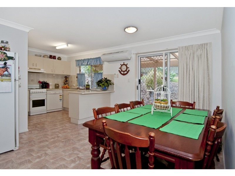 11 Kummara Road, Edens Landing QLD 4207