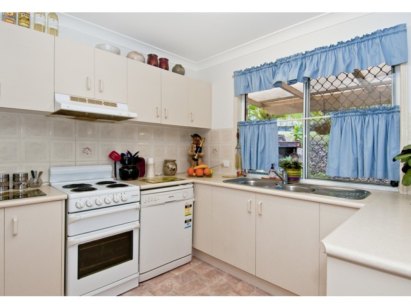 11 Kummara Road, Edens Landing QLD 4207