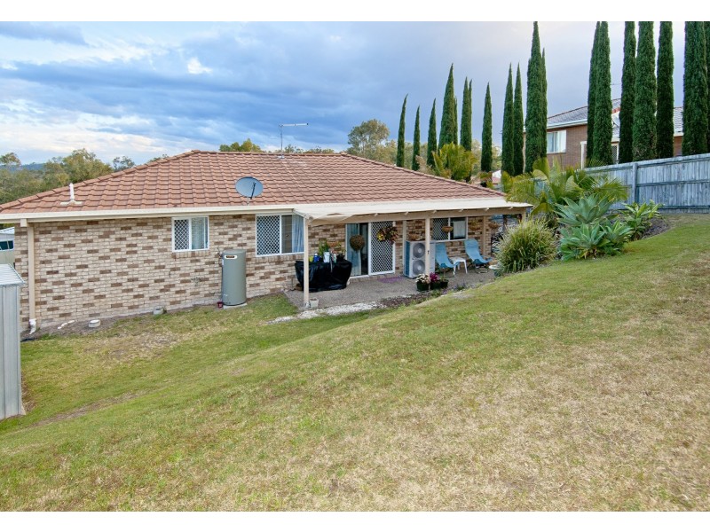 11 Kummara Road, Edens Landing QLD 4207