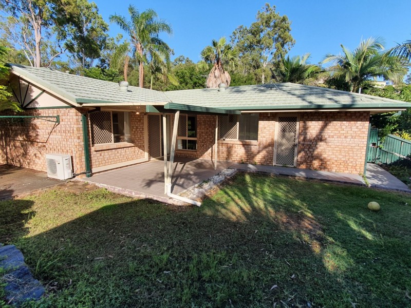 8 Mulligan Way, Edens Landing QLD 4207