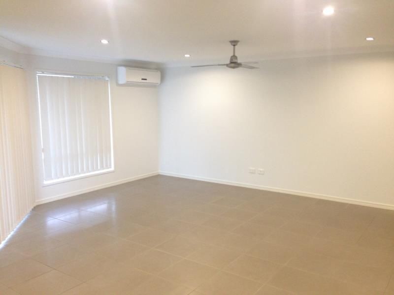 25 Vista Circuit, Bahrs Scrub QLD 4207
