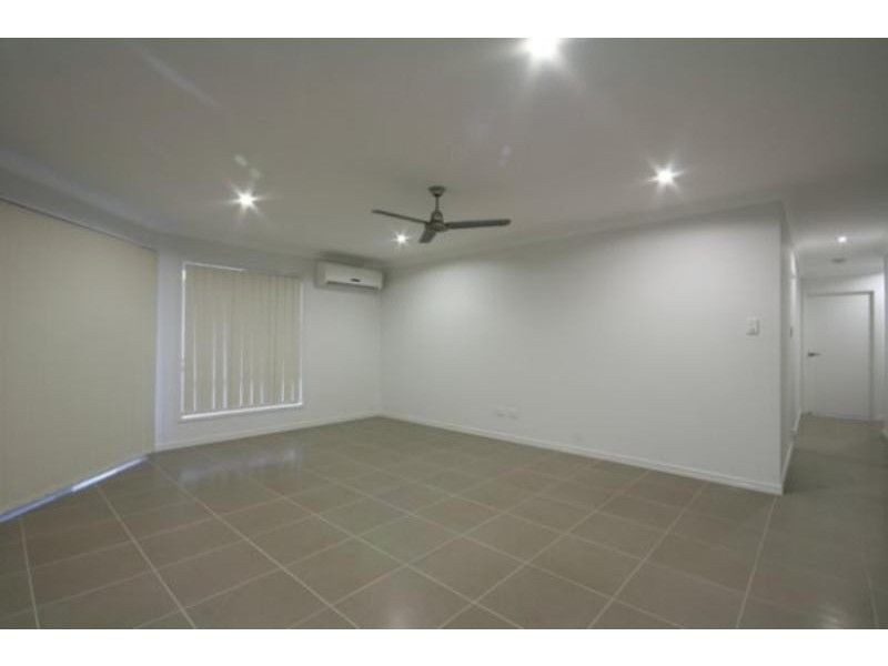 25 Vista Circuit, Bahrs Scrub QLD 4207
