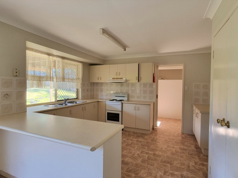 65 Tallagandra Drive, Beenleigh QLD 4207