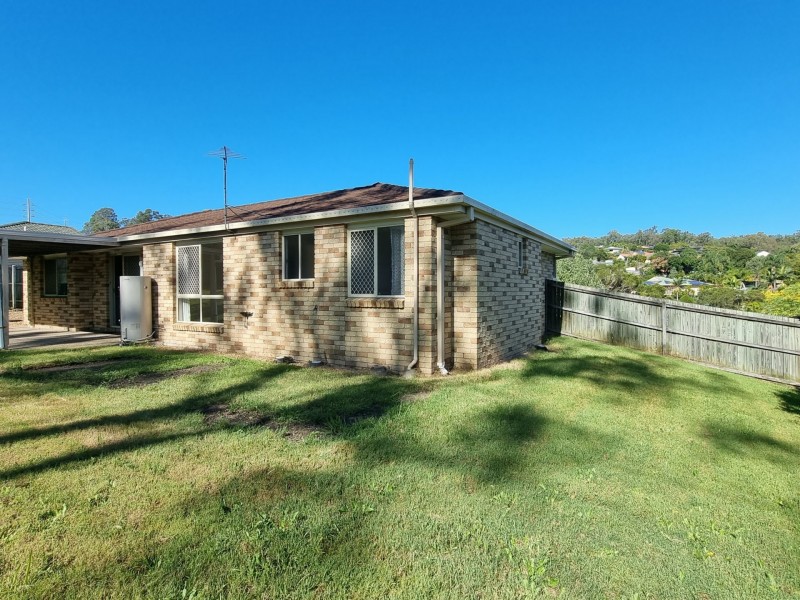 65 Tallagandra Drive, Beenleigh QLD 4207