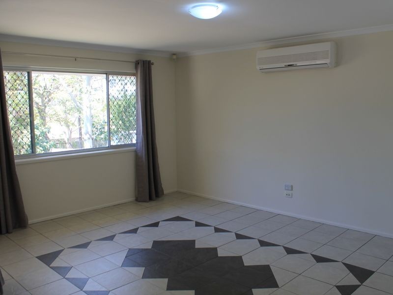 25 Saverin Road, Eagleby QLD 4207
