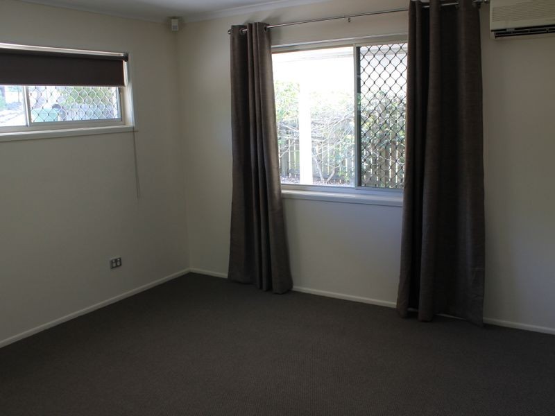 25 Saverin Road, Eagleby QLD 4207