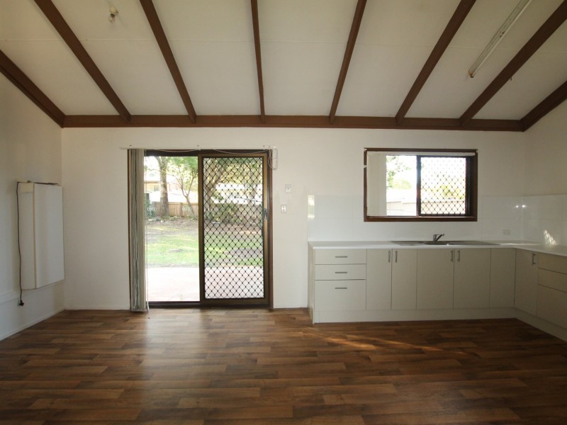 16 Dion Drive, Eagleby QLD 4207