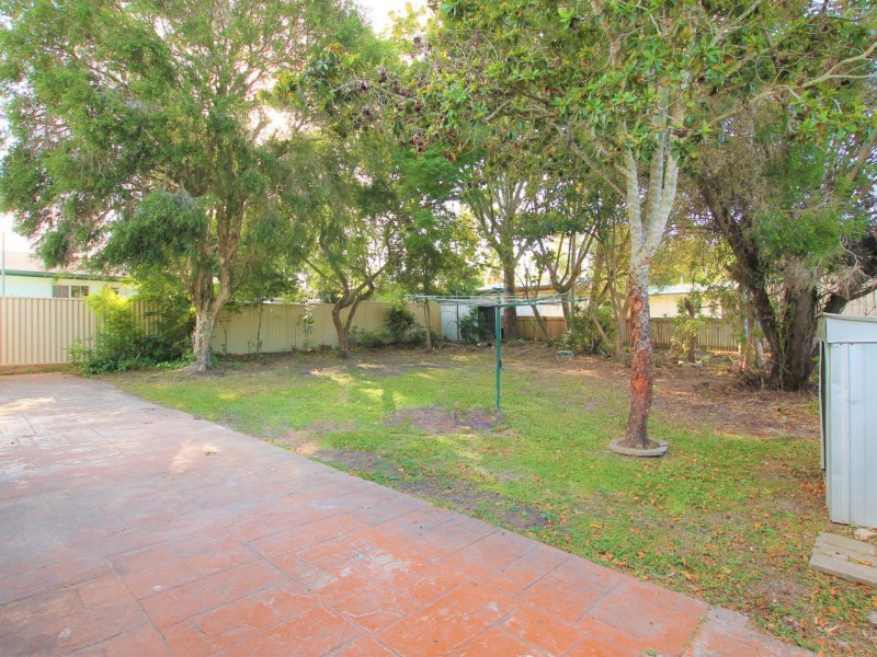16 Dion Drive, Eagleby QLD 4207