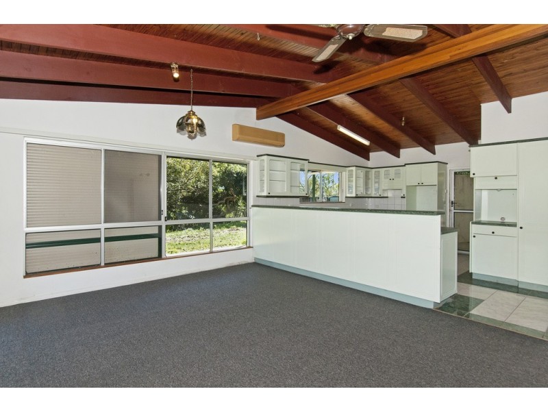 52 Needham Road, Luscombe QLD 4207